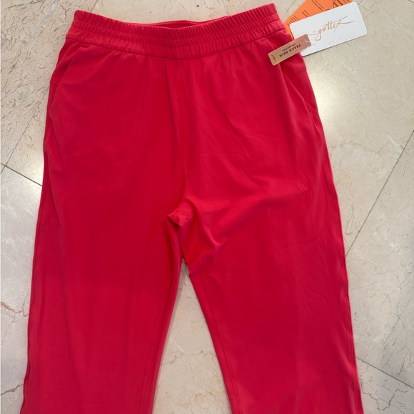 Gottex comfortable Strawberry Pink Sweatpants by Peach Collection - Picture 6 of 12